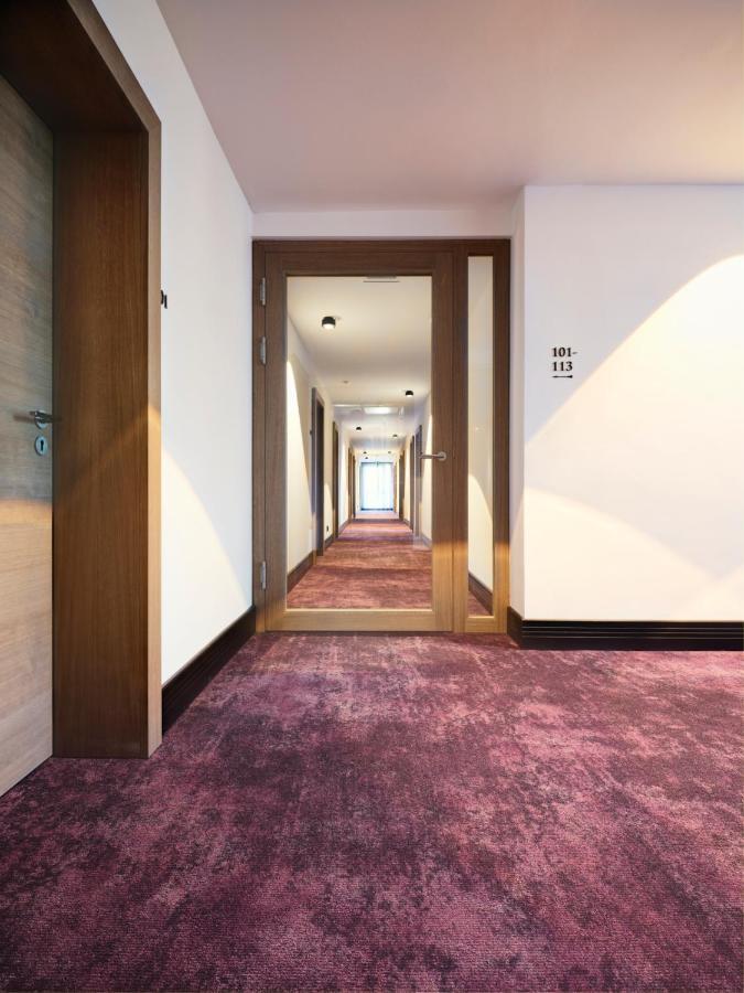 Hotel Zur Post อัชไฮม์ ภายนอก รูปภาพ